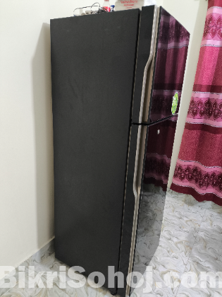 Hitachi Refrigerator - 290-Ltr
